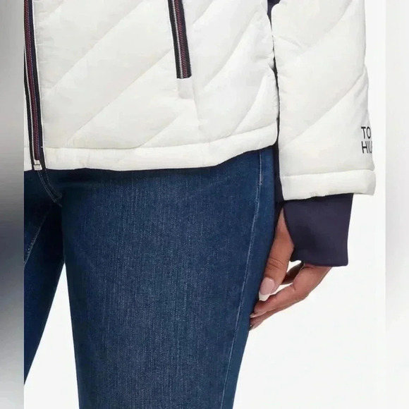 Tommy Hilfiger Women's Hooded Zip Front Short Packable Jacket Size XL - Picture 5 of 15
